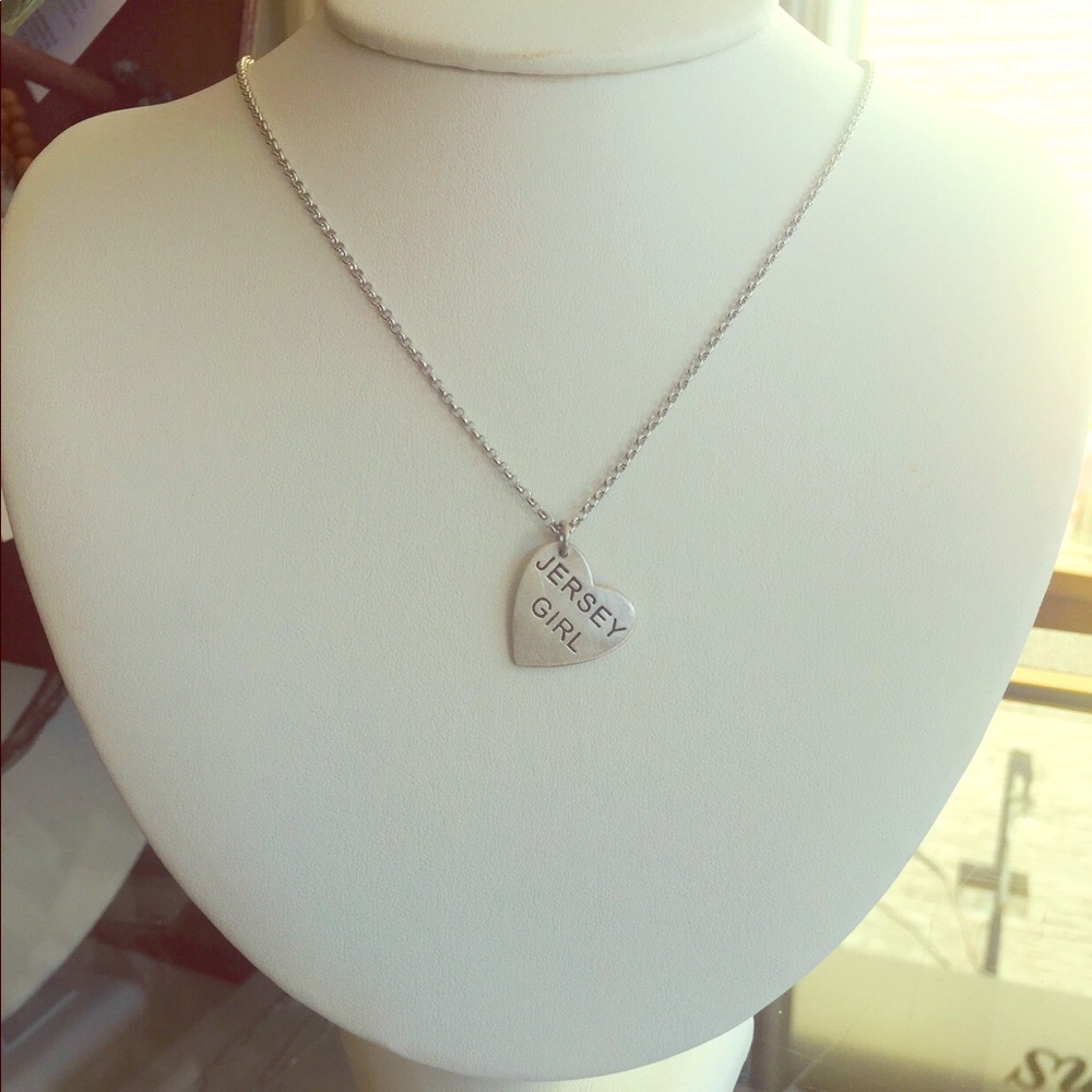 18" 925 sterling silver Jersey Girl pendant